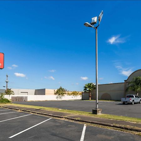 Econo Lodge Baytown Eksteriør bilde