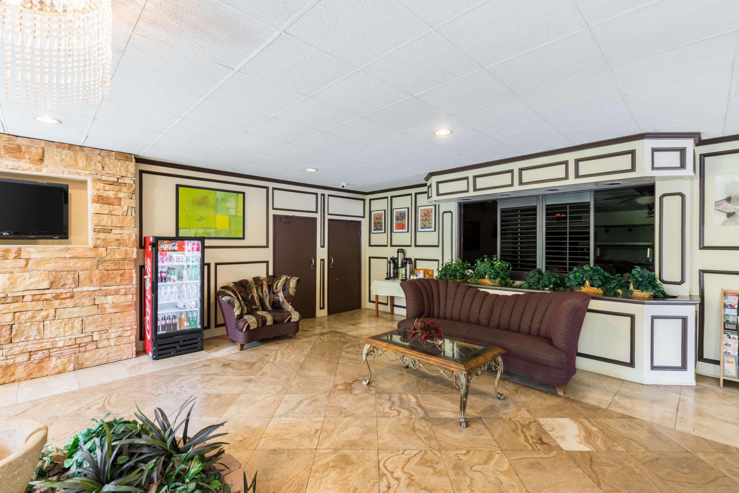 Econo Lodge Baytown Eksteriør bilde